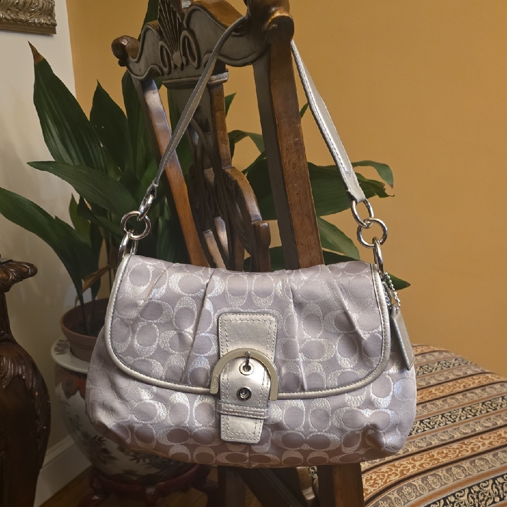 Coach Signature Silver Satin Jacquard Shoulder Bag Metallic Leather Like New